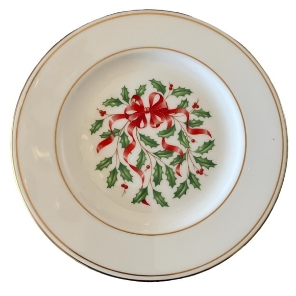 Lenox Snow Holly Gold Accent Salad Plates (Set of 2)🎄 - Picture 2 of 4
